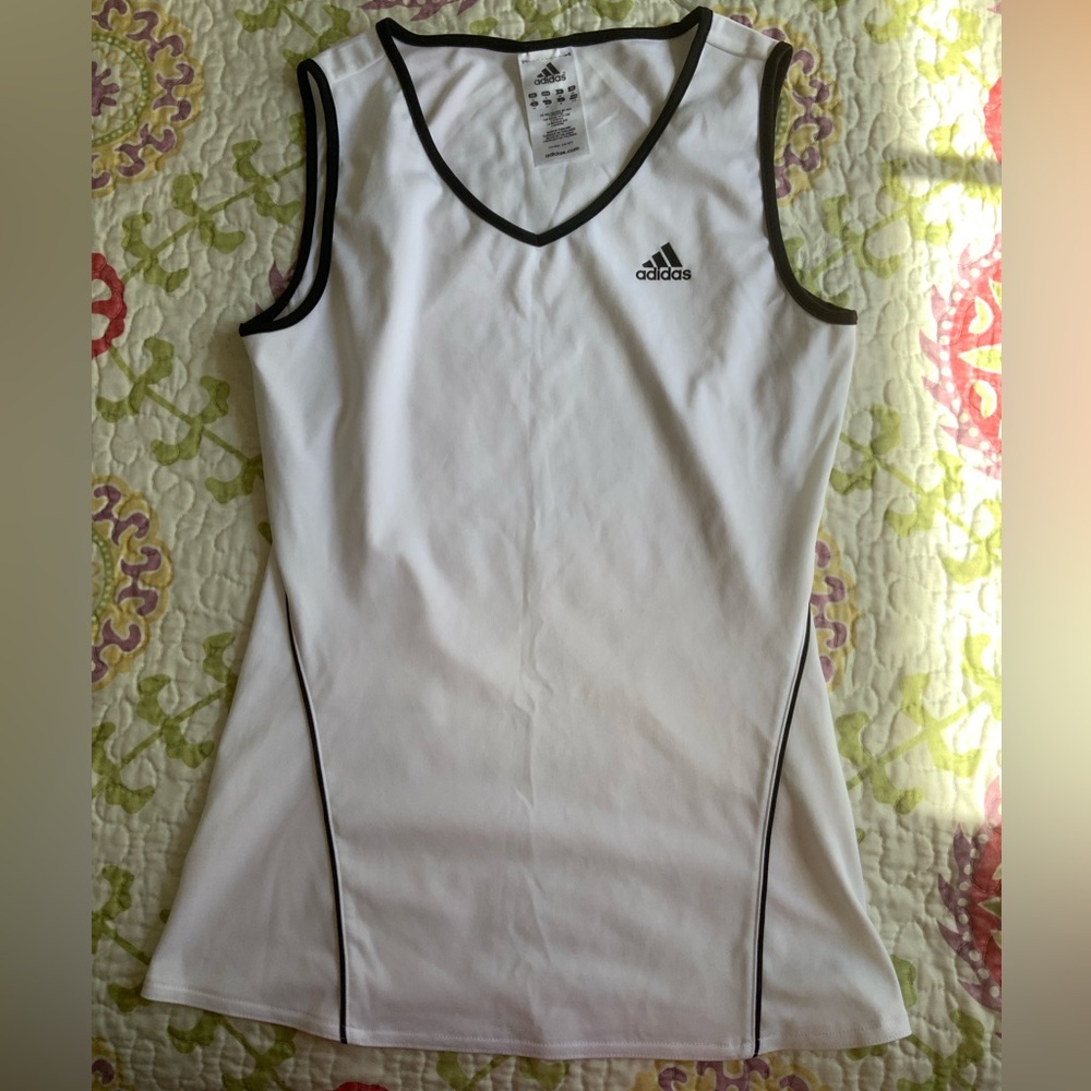 Adidas Athletic top size small